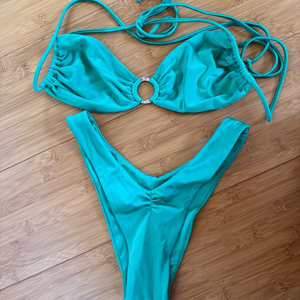 Elegant Teal Bikini Set